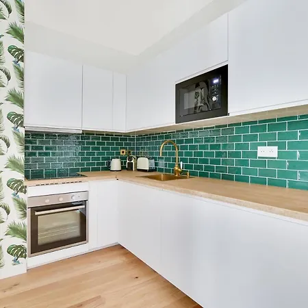 Pick A Flat's In Parc Monceau - Rue De Naples Appartement