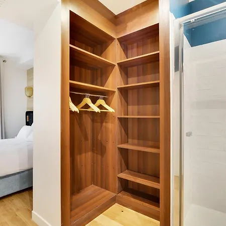 Pick A Flat's In Parc Monceau - Rue De Naples Appartement Parijs